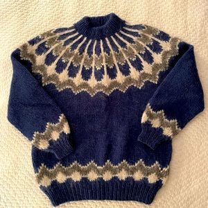 Authentic Icelandic Lopapeysa Hand-knitted Sweater